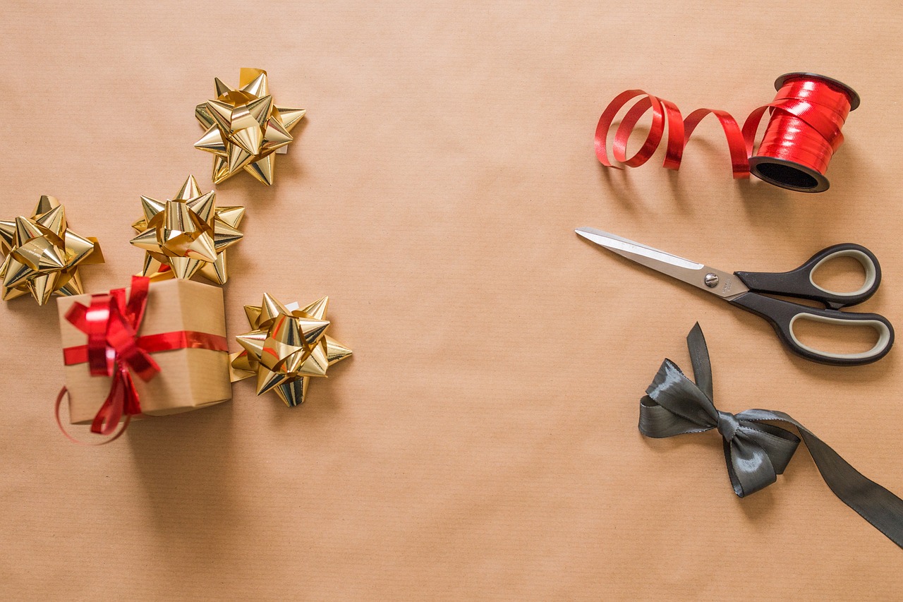 découvrez des conseils essentiels pour assurer la sécurité des cadeaux que vous offrez. protégez vos proches avec des choix réfléchis et sûrs, tout en ajoutant une touche de plaisir à vos moments de partage.