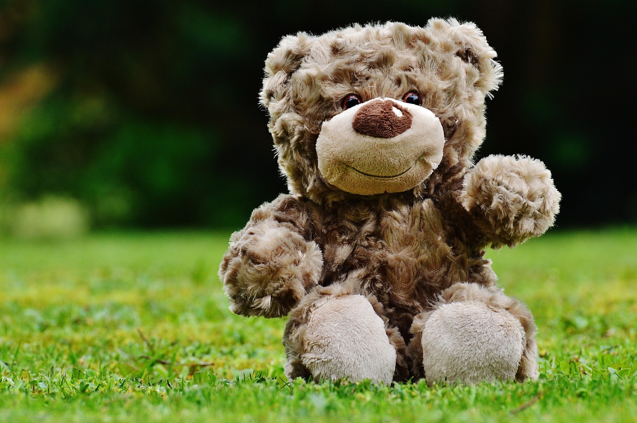 découvrez notre sélection de jouets interactifs qui stimulent l'imagination et le développement des enfants. offrez à vos petits des moments d'apprentissage amusants avec des jeux engageants et éducatifs.