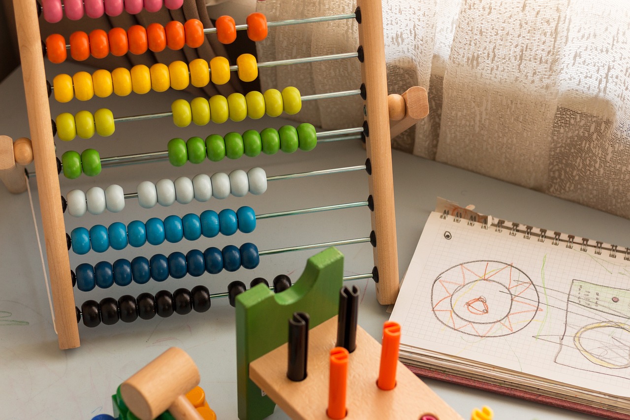 découvrez une sélection de jeux éducatifs qui stimuleront l'apprentissage tout en s'amusant. parfaits pour les enfants, ces jeux allient divertissement et pédagogie pour développer des compétences essentielles. explorez notre gamme et faites de l'apprentissage un véritable plaisir !