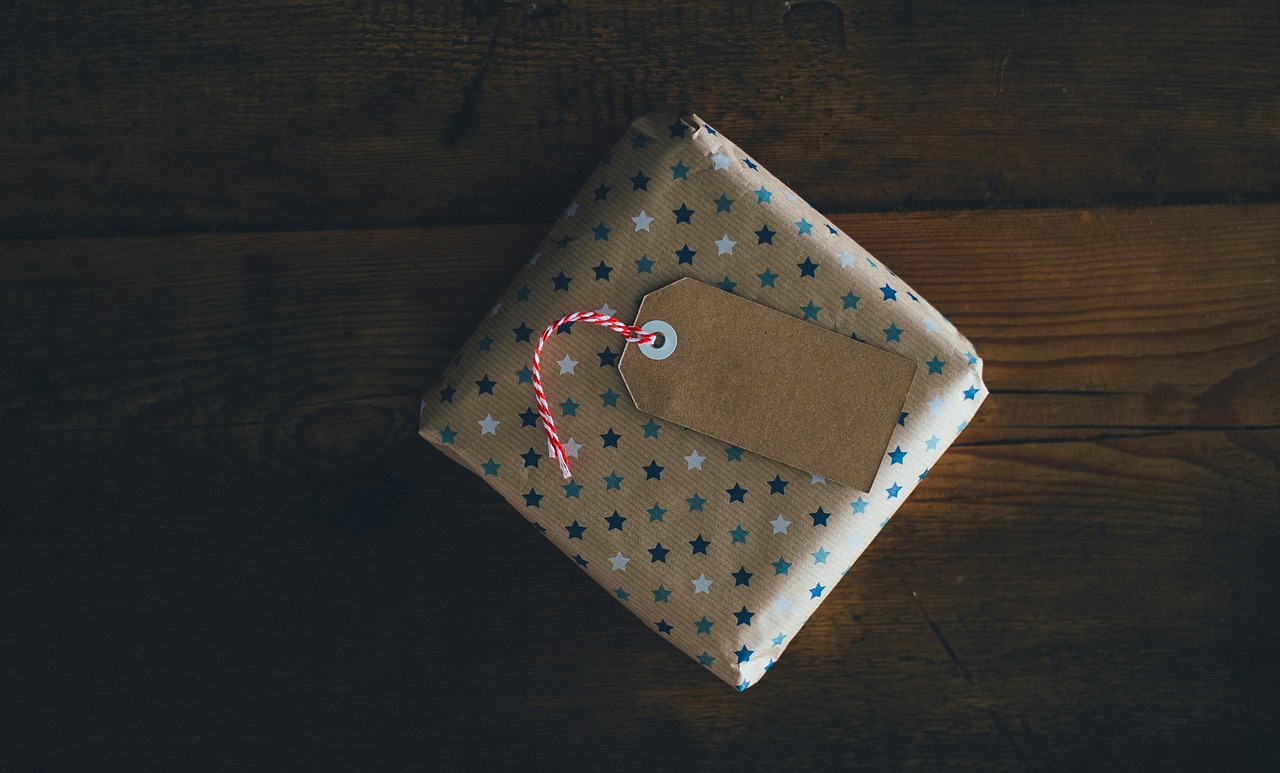 découvrez notre sélection de cadeaux pour bébés, comprenant des peluches adorables, des vêtements en coton doux et des jouets éducatifs. trouvez le cadeau parfait pour célébrer l'arrivée d'un nouveau-né ou pour faire plaisir à un enfant. des choix tendres et pratiques pour chaque étape de leur développement.