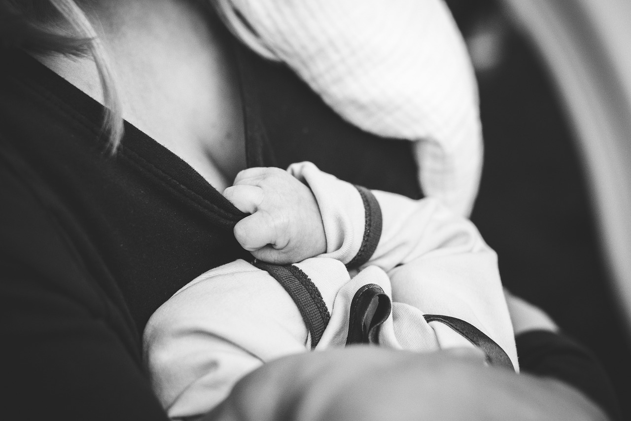découvrez notre sélection de cadeaux pour l'allaitement, parfaits pour soutenir et célébrer les mamans qui allaitent. des accessoires pratiques aux articles de confort, trouvez le présent idéal pour améliorer l'expérience d'allaitement.