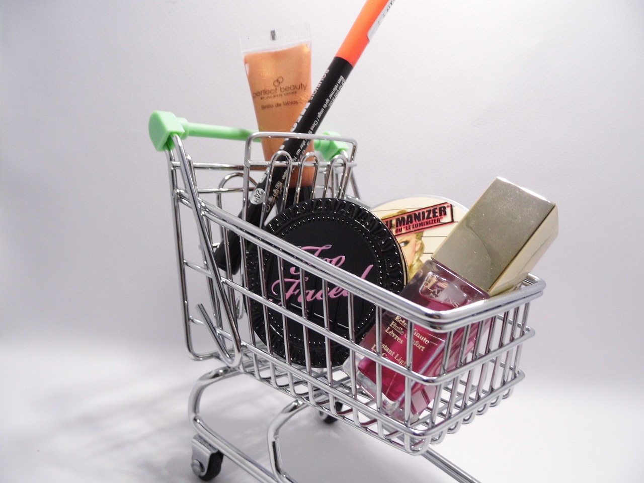 découvrez la magie du shopping en ligne pour des cadeaux uniques et personnalisés. explorez notre large sélection d'idées originales et faites plaisir à vos proches en quelques clics, tout en profitant d'une expérience de shopping simple et rapide.