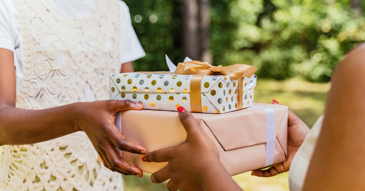 découvrez notre sélection de cadeaux d'été uniques et originaux pour toutes les occasions. idéals pour surprendre vos proches, ces présents apporteront joie et fraîcheur à vos journées ensoleillées.