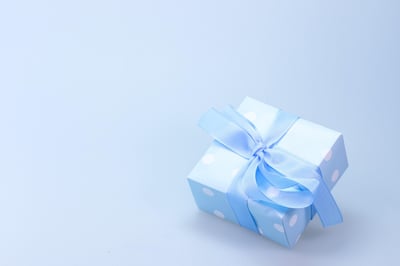 Cadeau naissance : idées originales et utiles pour célébrer l’arrivée de bébé